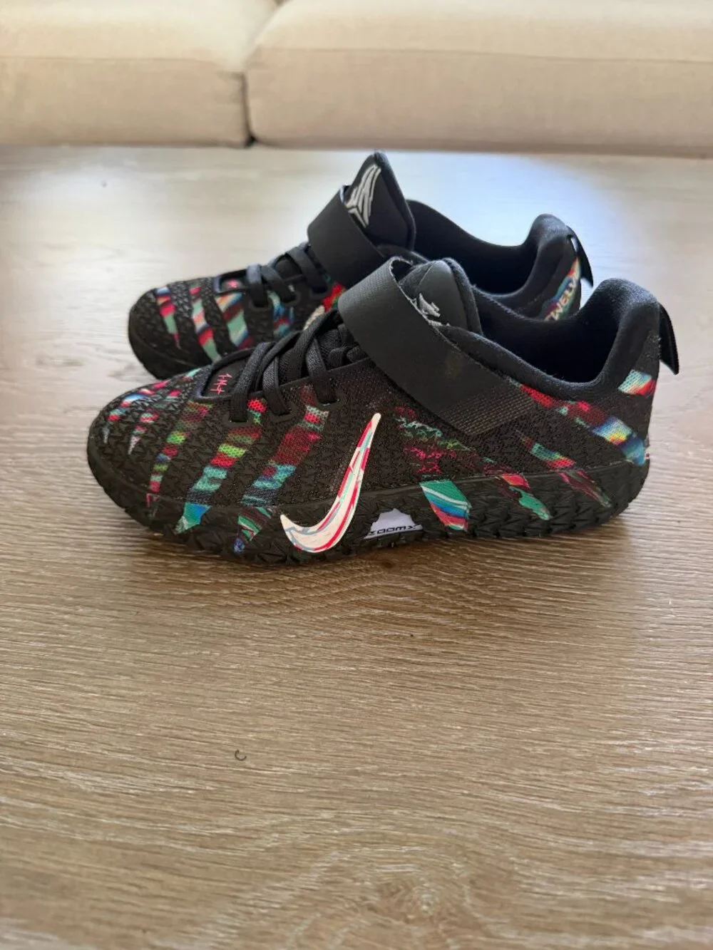 EUC Boys Nike JA 3 basketball sneakers shoes size 1.5Y